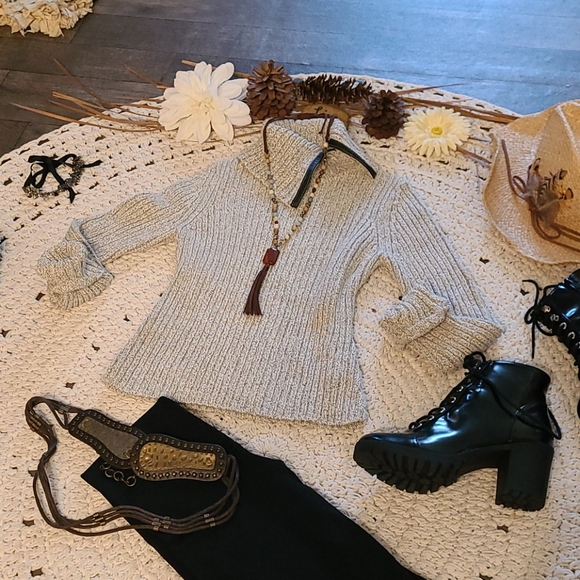 SWEATER GRAY BLACK WITH LEATHER TRIM RIBBED SIZE M - Picture 4 of 16